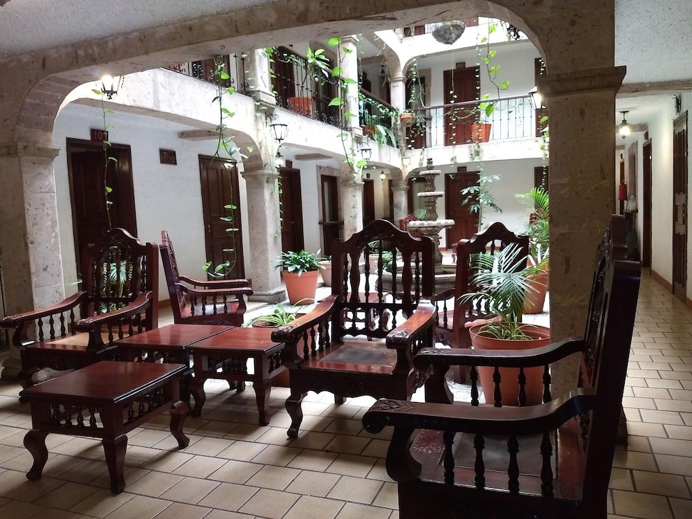 Hotel Don Quijote Plaza - Guadalajara Centro Historico Eksteriør bilde
