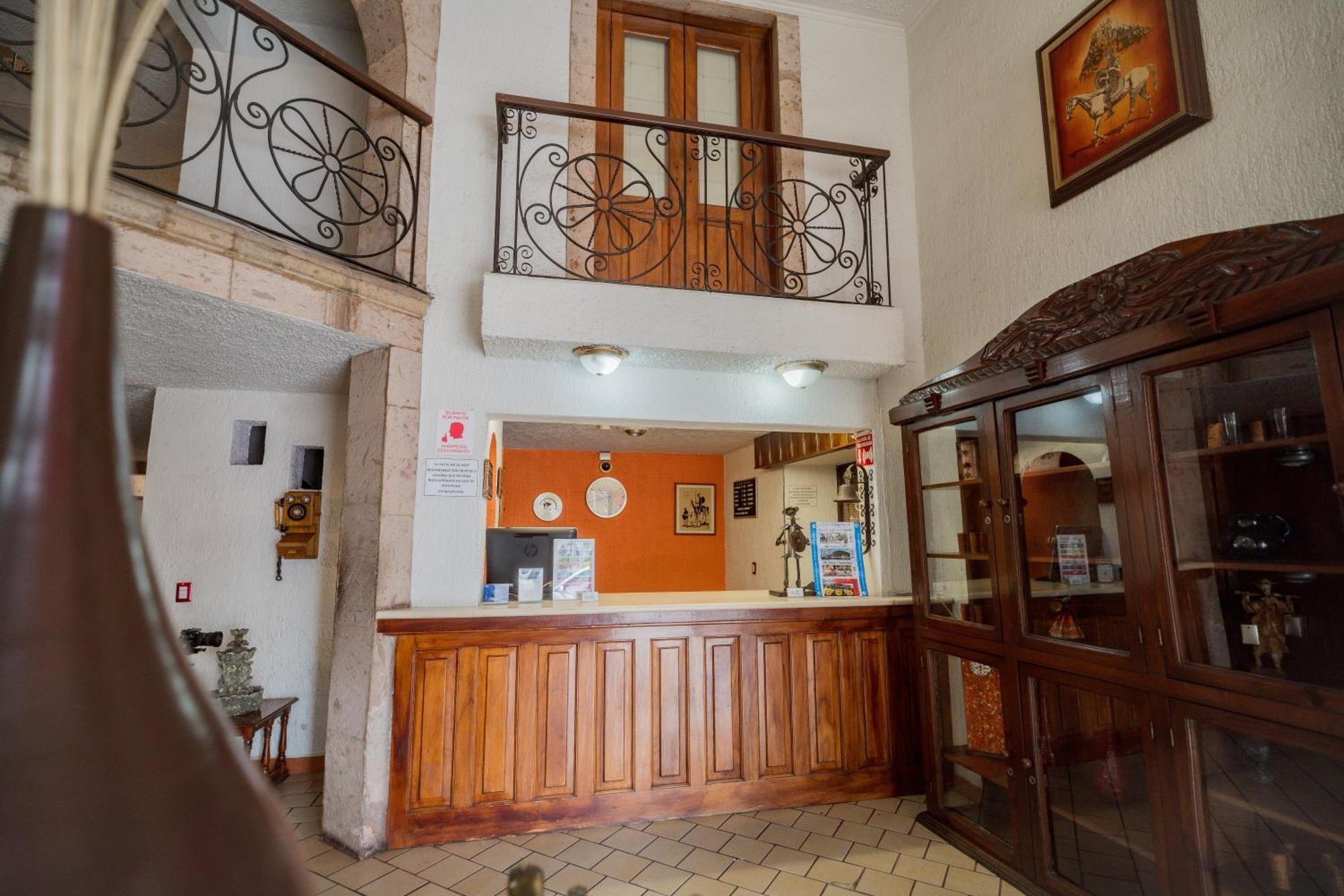 Hotel Don Quijote Plaza - Guadalajara Centro Historico Eksteriør bilde