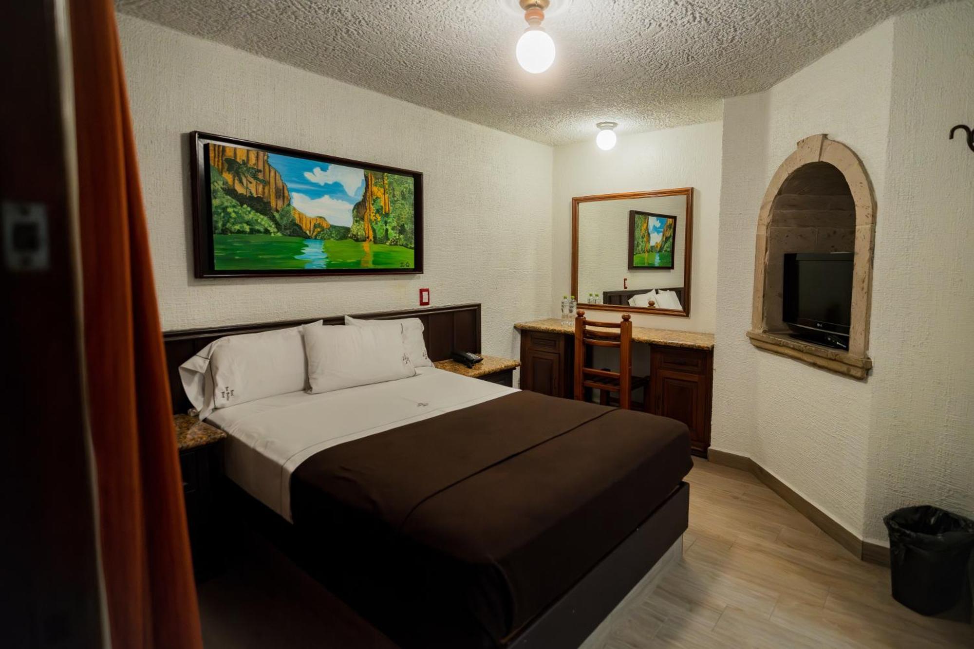 Hotel Don Quijote Plaza - Guadalajara Centro Historico Eksteriør bilde